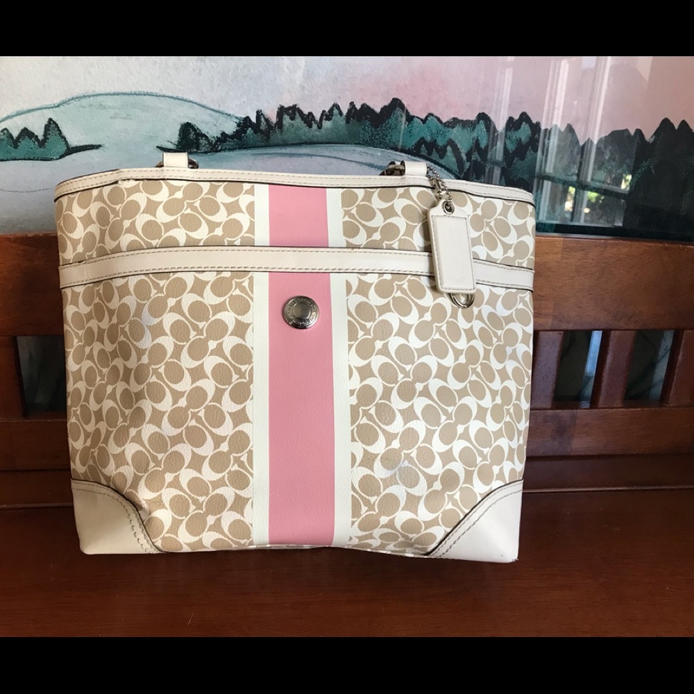 Coach Leather Signature Handbag Pink Tan